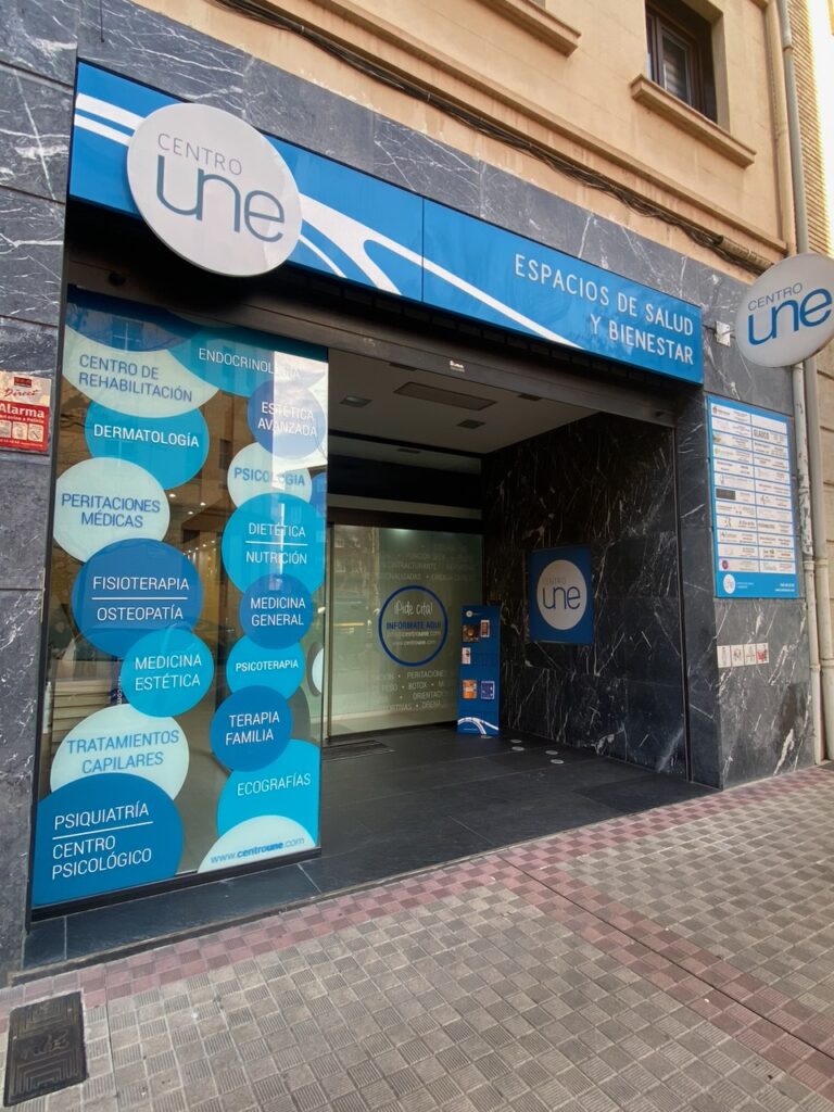 Nuestro centro con nuestro Dermatologo en Pamplona